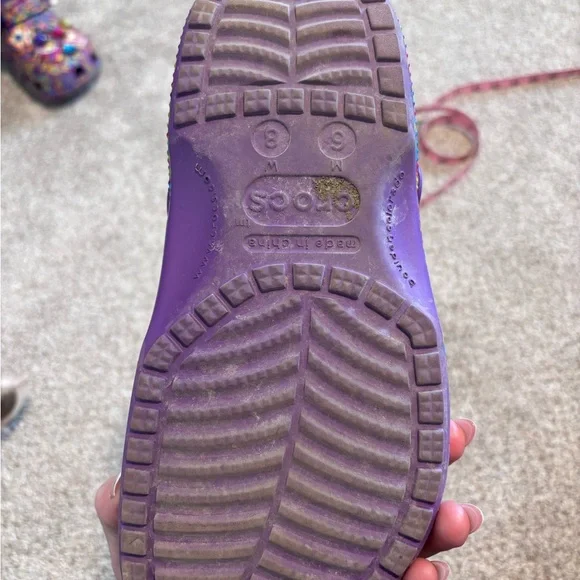 Colorful Women’s Lisa Frank Clogs with Groovy Design Size 8 - Picture 5 of 5